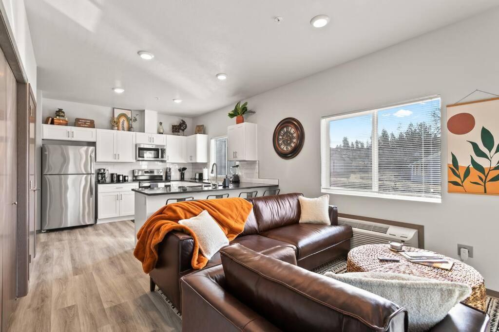 Brand New 2 Bed 2 Bath Near Perry District And Dt Apartment Spokane Bagian luar foto