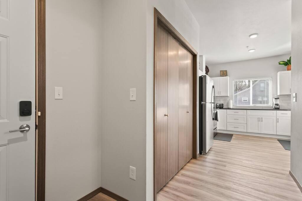 Brand New 2 Bed 2 Bath Near Perry District And Dt Apartment Spokane Bagian luar foto