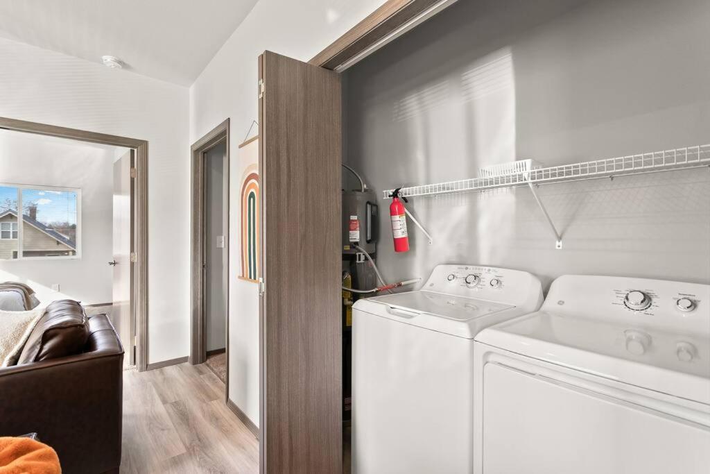 Brand New 2 Bed 2 Bath Near Perry District And Dt Apartment Spokane Bagian luar foto