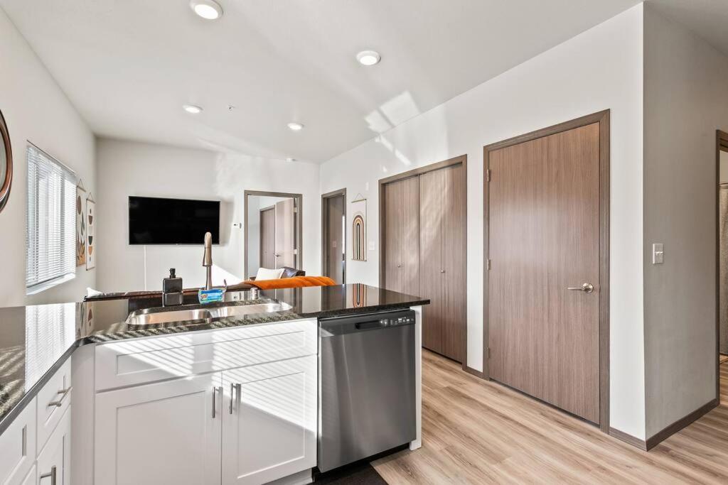 Brand New 2 Bed 2 Bath Near Perry District And Dt Apartment Spokane Bagian luar foto